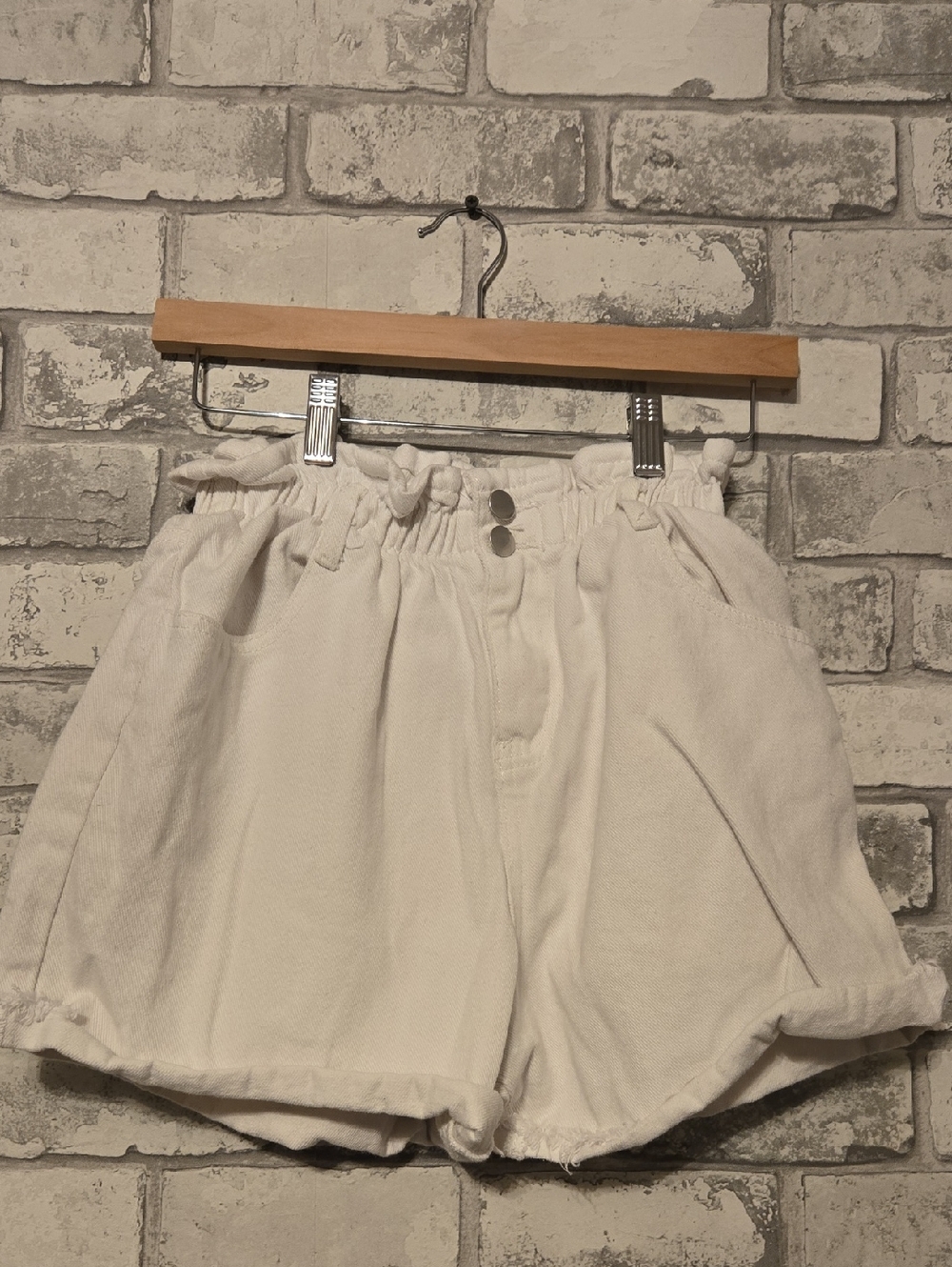 High-Waist White Paperbag Shorts with Double Button Detail